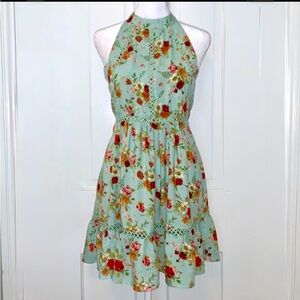 Chic Backless Floral Dress in Mint Green